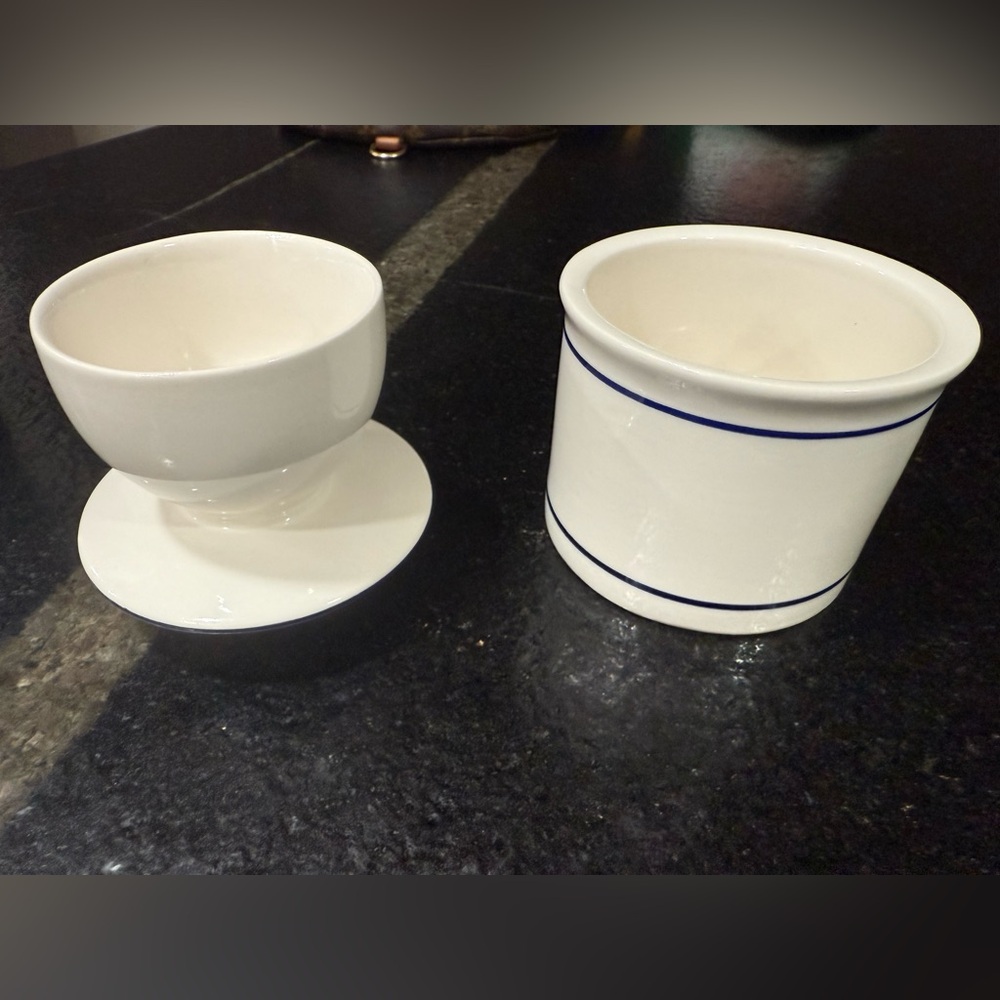 🧈 Vintage Blue Line Butter Bell Crock – 4”x4”x4” - Picture 4 of 9